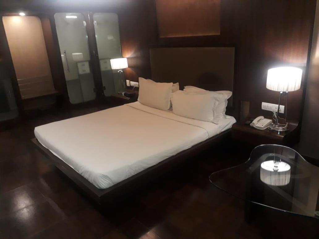 Cocoon Luxury Business Hotel Dhanbād Exterior foto